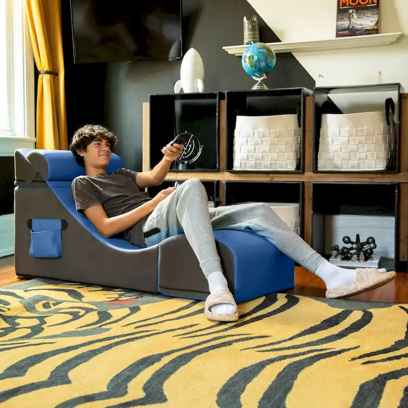 Chaise gamer, table et pouf convertibles 3-en-1 Flexx V-Tex avec appuie-tête réglable - Vinyle