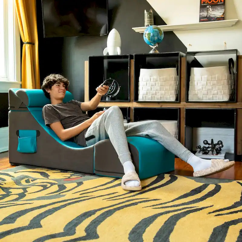 Chaise gamer, table et pouf convertibles 3-en-1 Flexx V-Tex avec appuie-tête réglable - Vinyle