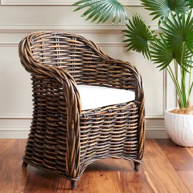 SAFAVIEH Styliani Natural Rattan Club Chair - 27.5 x 27.5 x 35.5 - 28Wx28Dx36H